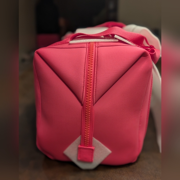 Dagne Dover Large Landon Carryall in Hottest Pink NWT - Picture 6 of 11